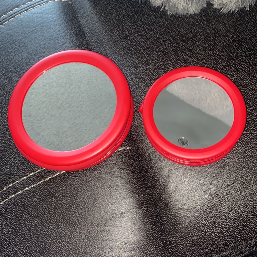 JOY MANGANO HANDY HOOK MIRRORS NWT RED